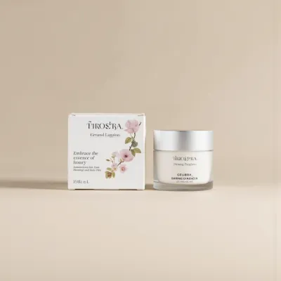 AI-Generated packaging for Cosmetics glass jar in the Skincare industry