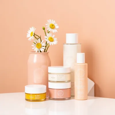 AI-Generated packaging for Food glass jar