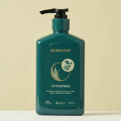 AI-Generated packaging for Pump bottle